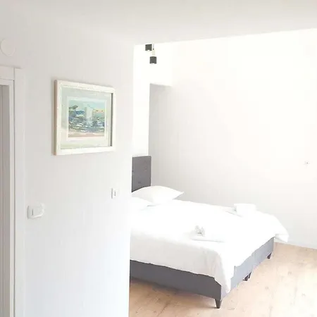Villa Bagulina Comfortable Drnis
